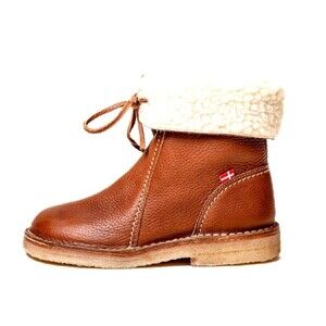 Duckfeet Size 35 ARHUS Leather Boots Nut Brown Shearling Lined Crepe Soles